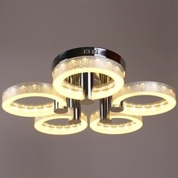 Lampadario in acrilico con 5 luci (finitura cromata)