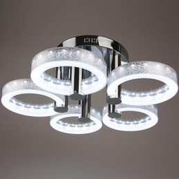 Lampadario in acrilico con 5 luci (finitura cromata)