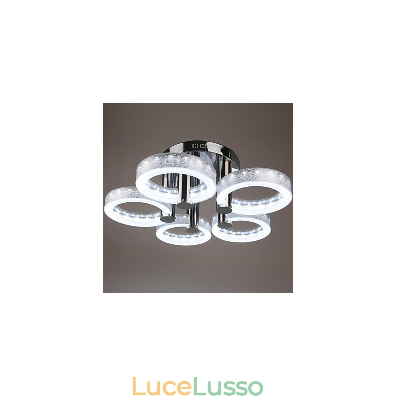 Lampadario in acrilico con 5 luci (finitura cromata)