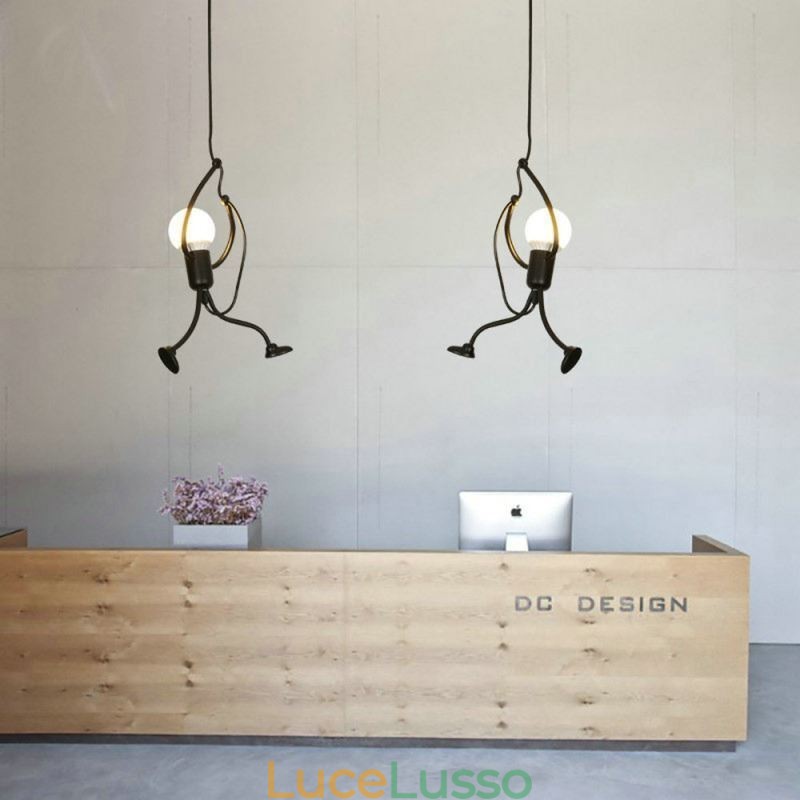 Moderna semplice lampada a sospensione a forma di omino lampada creativa