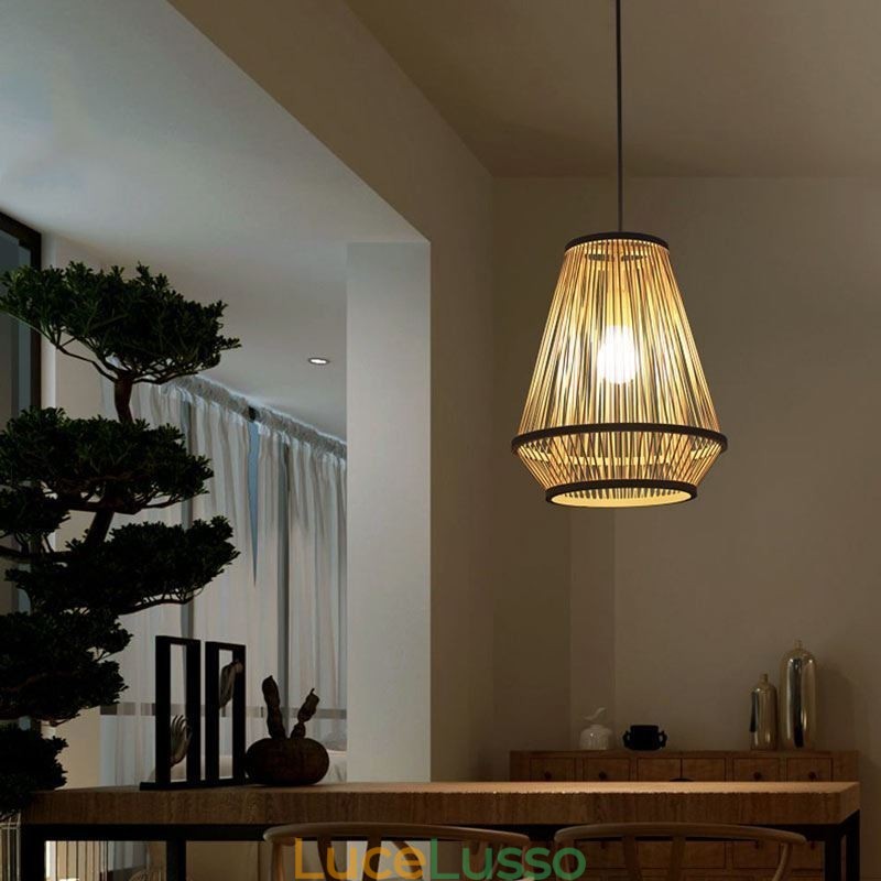 Lampada a sospensione da comodino in bambù intrecciato