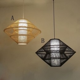 Lampada a sospensione in bambù con design giroscopico