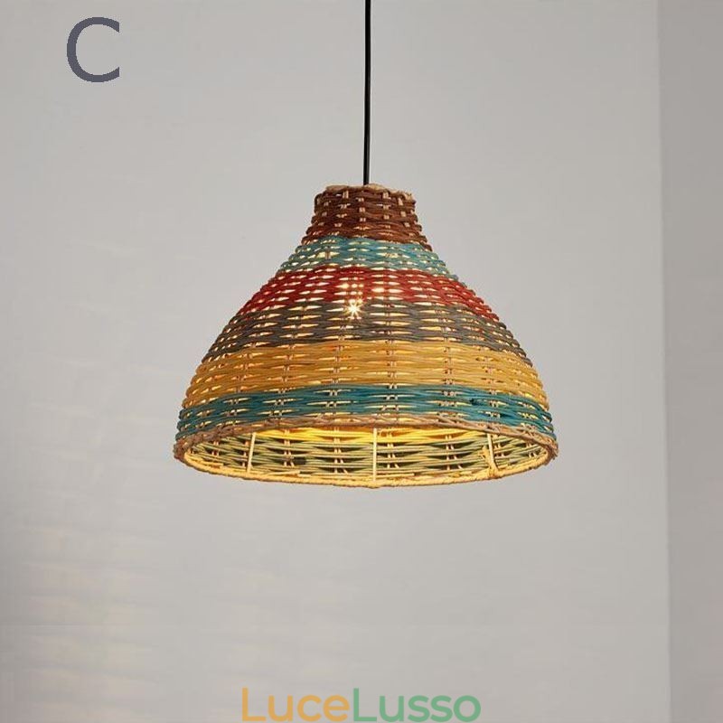 Lampada a sospensione in bambù e rattan con paralume intrecciato a mano a strisce colorate
