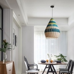 Lampada a sospensione in bambù e rattan con paralume intrecciato a mano a strisce