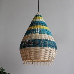 Lampada a sospensione in bambù e rattan con paralume intrecciato a mano a strisce