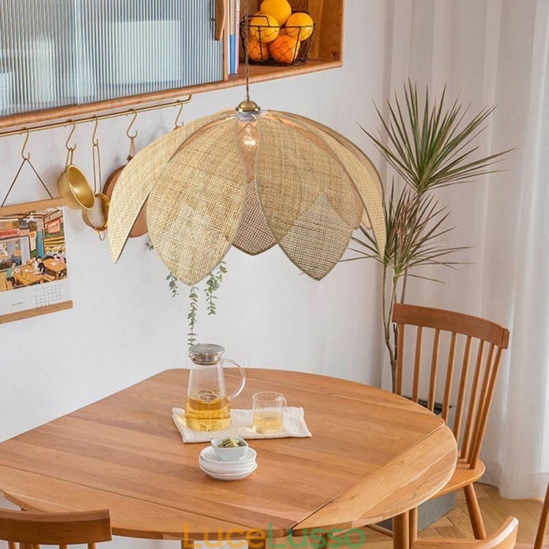 Lampada a sospensione Rattan Lotus Cafe Retro Lampada da soffitto in rattan artistico