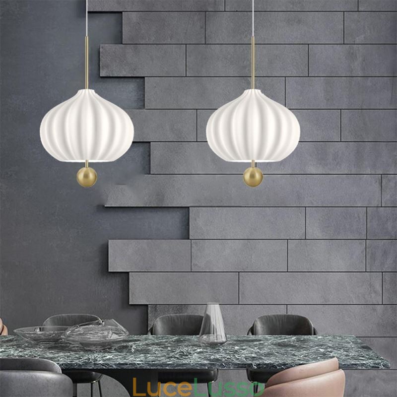 Lampada a sospensione moderna in vetro bianco a forma di palla, lampada da soffitto minimalista