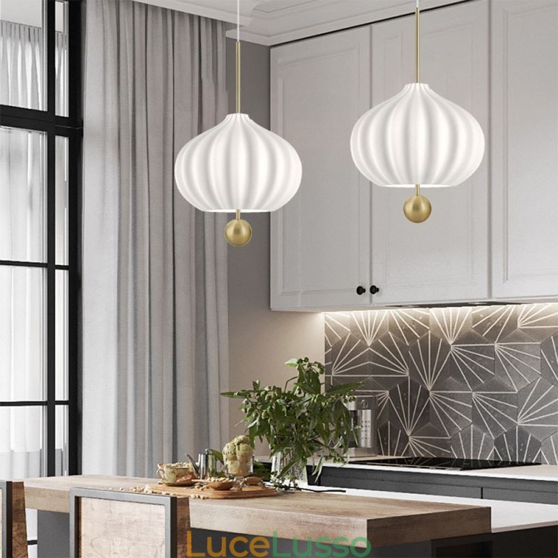 Lampada a sospensione moderna in vetro bianco a forma di palla, lampada da soffitto minimalista