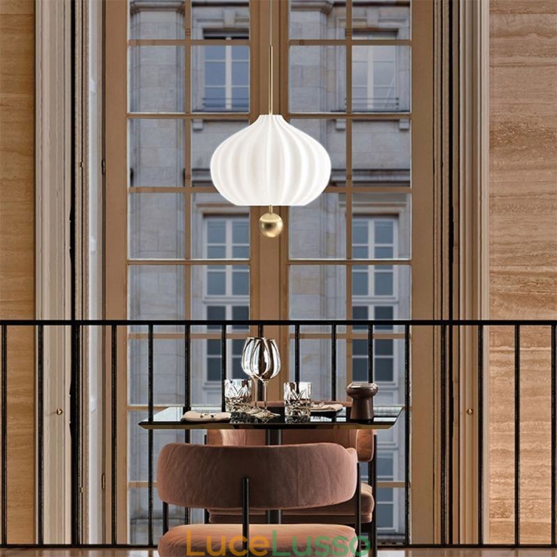Lampada a sospensione moderna in vetro bianco a forma di palla, lampada da soffitto minimalista