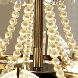 Elegante lampada a sospensione in vetro a forma di foglia