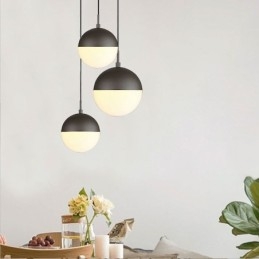 Lampada a sospensione moderna con sfera di vetro, idee per l'isola
