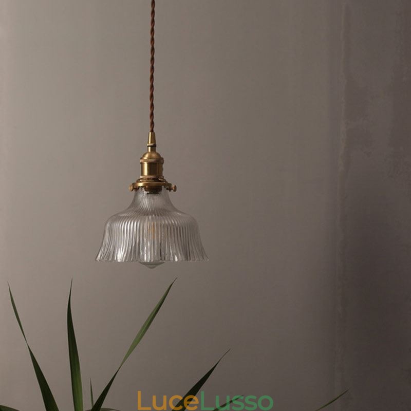 Lampada a sospensione a cupola grande in vetro trasparente rigato con supporto in ottone e interruttore a torsione