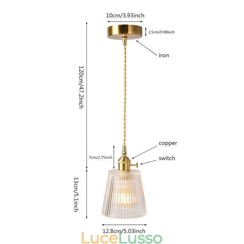 Lampada a sospensione in vetro rigato in ottone con paralume a cono e interruttore a torsione