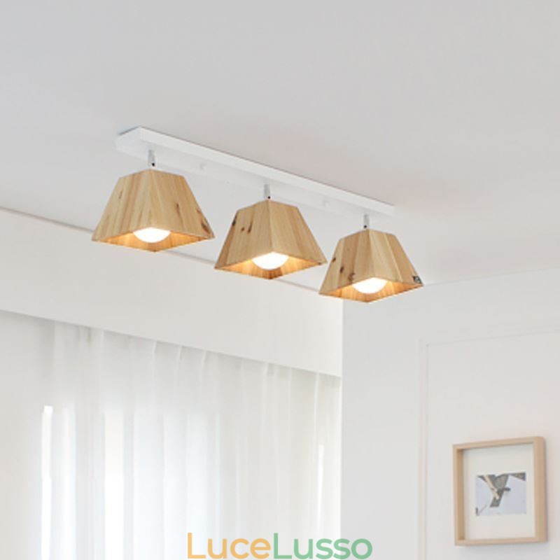 Faretto da soffitto girevole a quattro prismi in legno nordico
