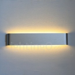 Applique e lampade da parete moderne e contemporanee lunghe per interni, in metallo, IP 44, per bagno, camera da letto, soggiorno