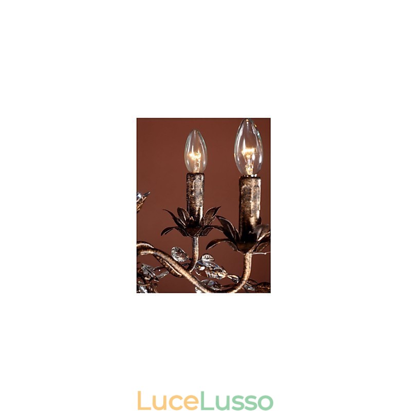 Lampadario in metallo ottone antico in stile candela vintage