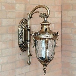 Applique da esterno tradizionali classiche in metallo
