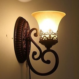 Lampada da parete in vetro per camera da letto in ferro battuto, tipo Europa, che restaura i modi antichi