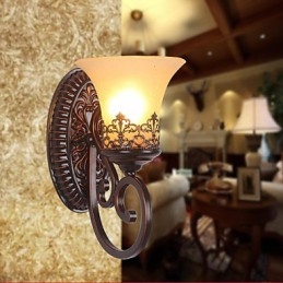 Lampada da parete in vetro per camera da letto in ferro battuto, tipo Europa, che restaura i modi antichi