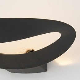 Applique artistica con 1 luce in bianco e nero