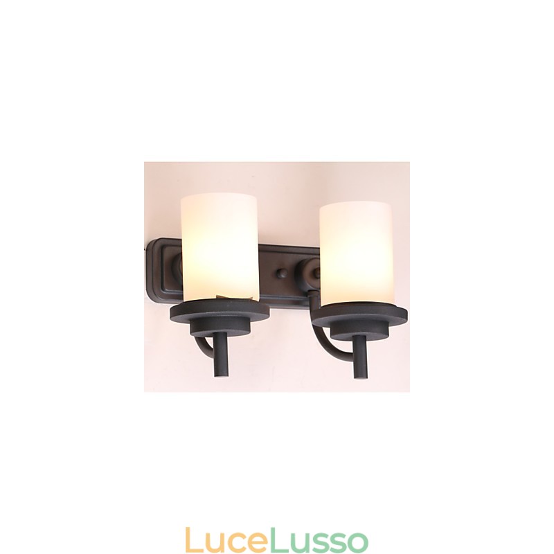 2*Applique da parete in stile classico retrò in ferro con lavorazione a vernice e vetro smerigliato