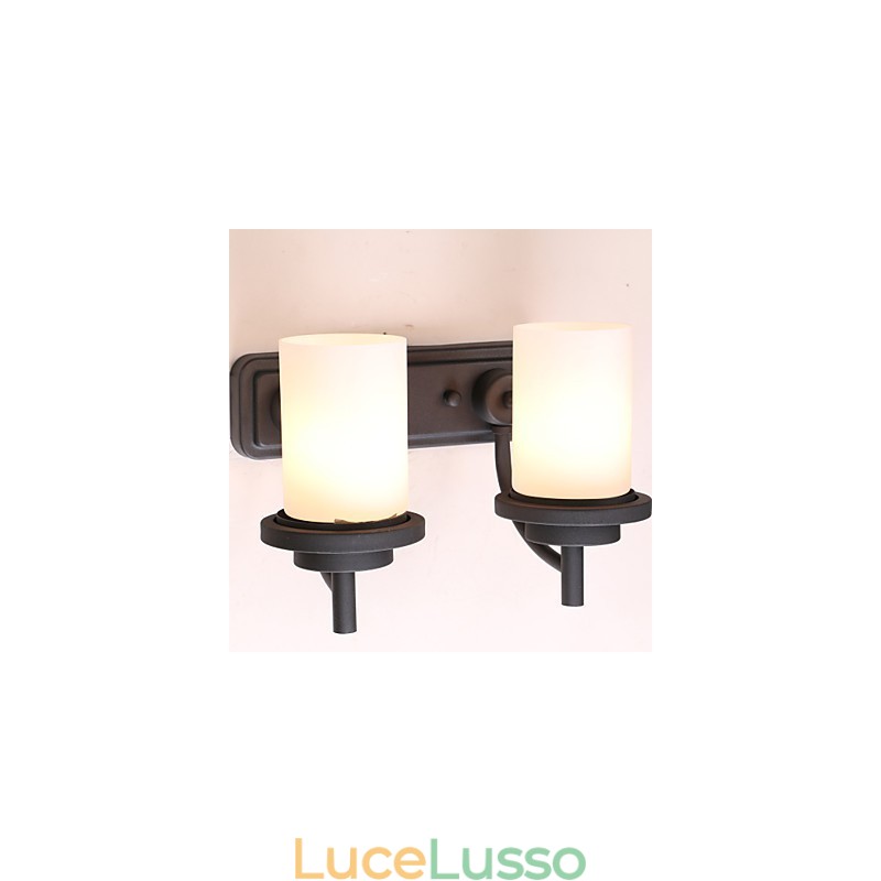 2*Applique da parete in stile classico retrò in ferro con lavorazione a vernice e vetro smerigliato