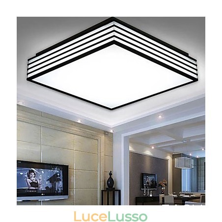 Luce a cupola quadrata e nera contemporanea e contratta Luce a cupola quadrata e nera contemporanea e contratta