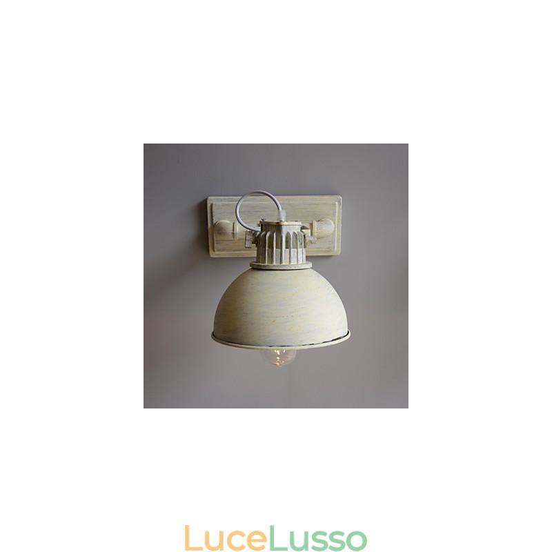 Lampada da parete vintage nostalgica in ferro battuto per corridoio, per balcone, applique da parete in ferro battuto del Nord Europa