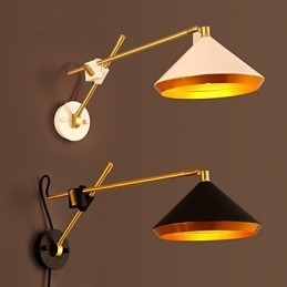 Lampada da parete piegata con braccio a bilanciere in ferro battuto, stile rurale, industriale, che ripristina i modi antichi