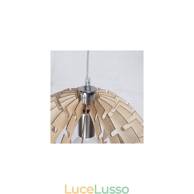 Lampadario in legno vintage Others