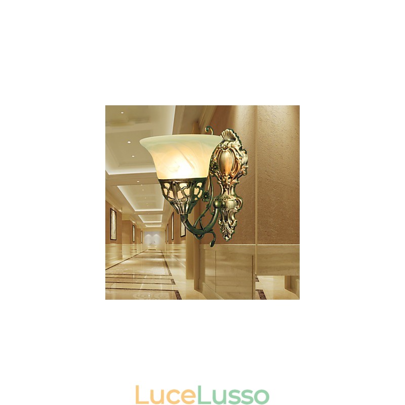 Lampade da parete europee Materiale in metallo Placcatura in bronzo Illuminazione con comodino Soggiorno Specchio frontale Lampada da balcone
