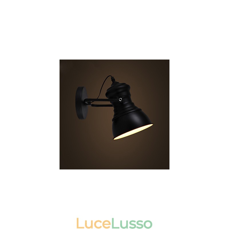 Applique da parete Art Déco Lampada da parete industriale in ferro con insegna Loft