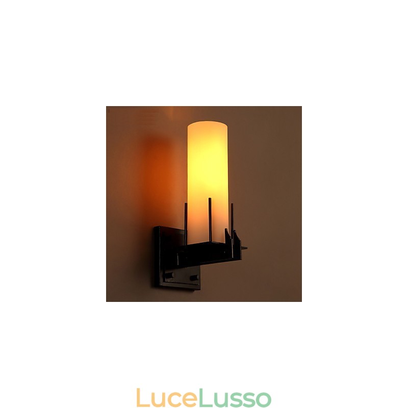 Lampada da parete a forma di candelabro retrò contemporanea e contratta a soppalco