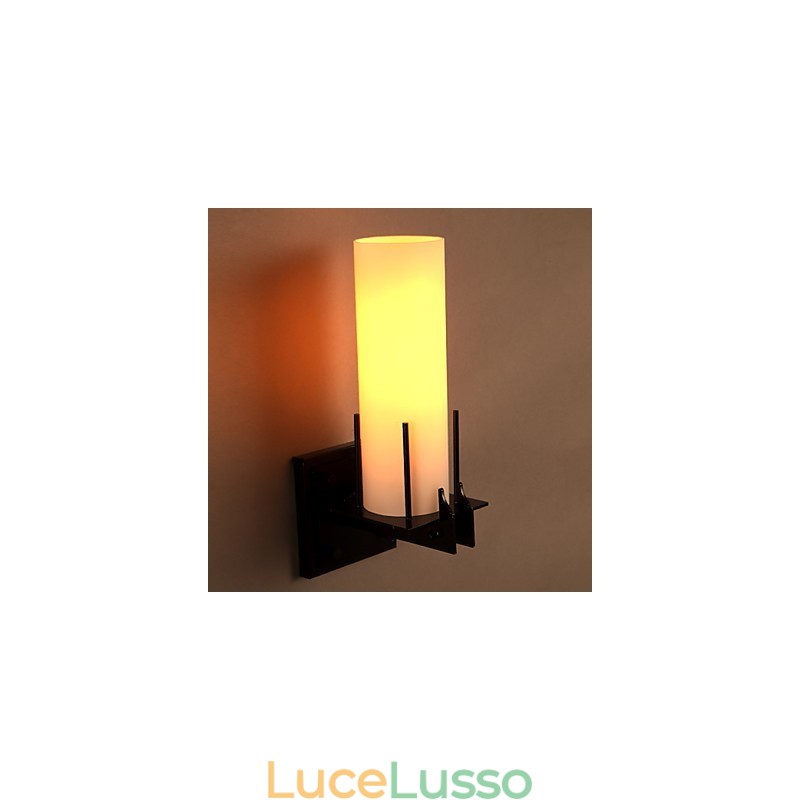Lampada da parete a forma di candelabro retrò contemporanea e contratta a soppalco