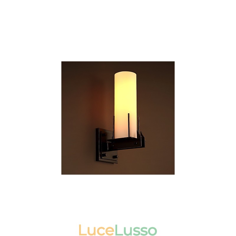 Lampada da parete a forma di candelabro retrò contemporanea e contratta a soppalco
