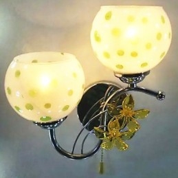Lampada da comodino da parete in stile elegante di tipo europeo, stile arcaico