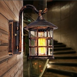 Lampada da parete esterna impermeabile in ferro rustico antico, lanterna vintage, applique da parete per corridoio, nero opaco arrugginito