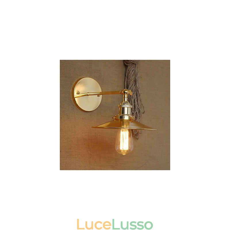 Villa in stile industriale minimalista con ombrello dorato nostalgico davanti alla navata della chiesa, parete decorata