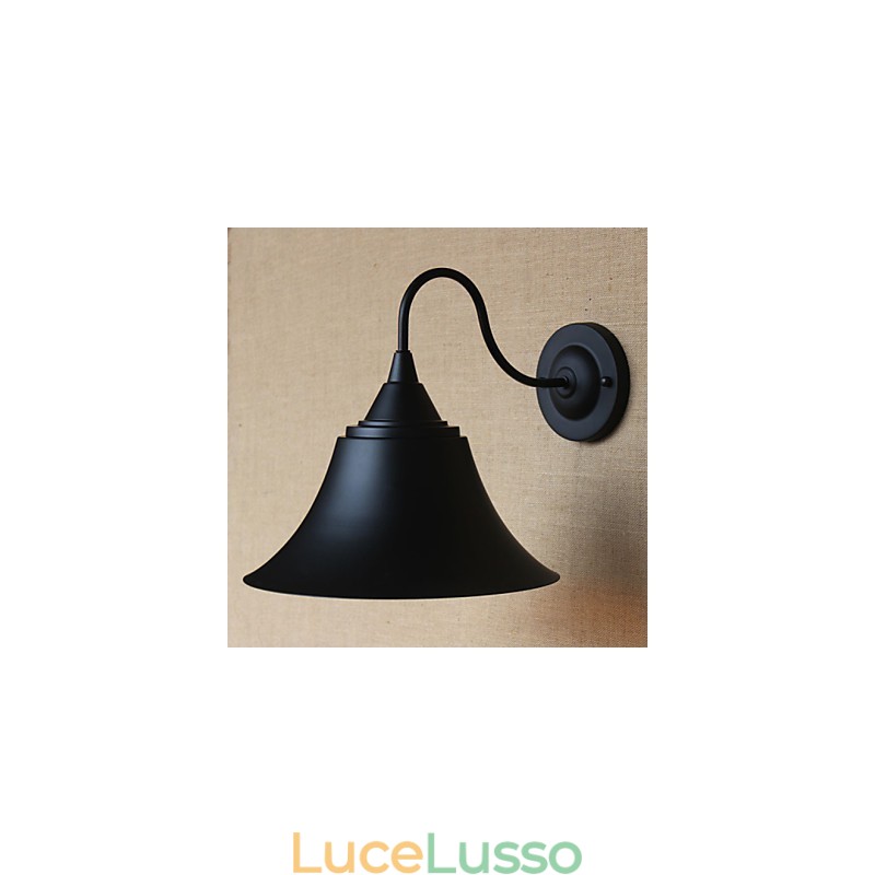 Personalità creativa americana, semplice negozio di abbigliamento, lampada da parete decorativa in corno nero in ferro