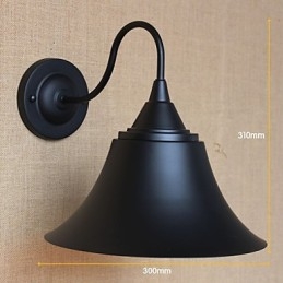 Personalità creativa americana, semplice negozio di abbigliamento, lampada da parete decorativa in corno nero in ferro