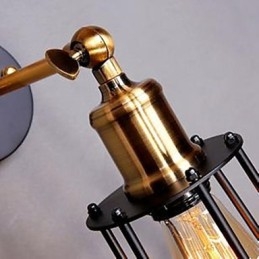 Lampada da parete con struttura in ferro, designer di personaggi letterari e artistici