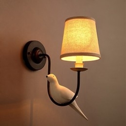 Lampada da parete creativa in tessuto europeo con uccelli del Nord America