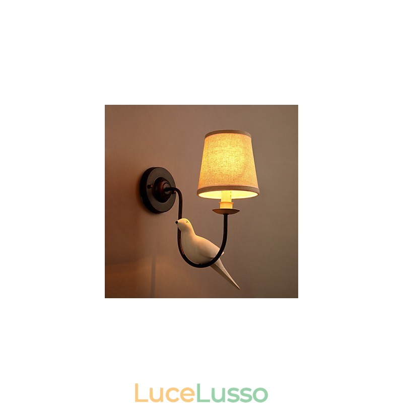 Lampada da parete creativa in tessuto europeo con uccelli del Nord America