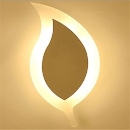 Lampada da parete moderna, creativa, semplice, in acrilico, con piccole foglie, in lega