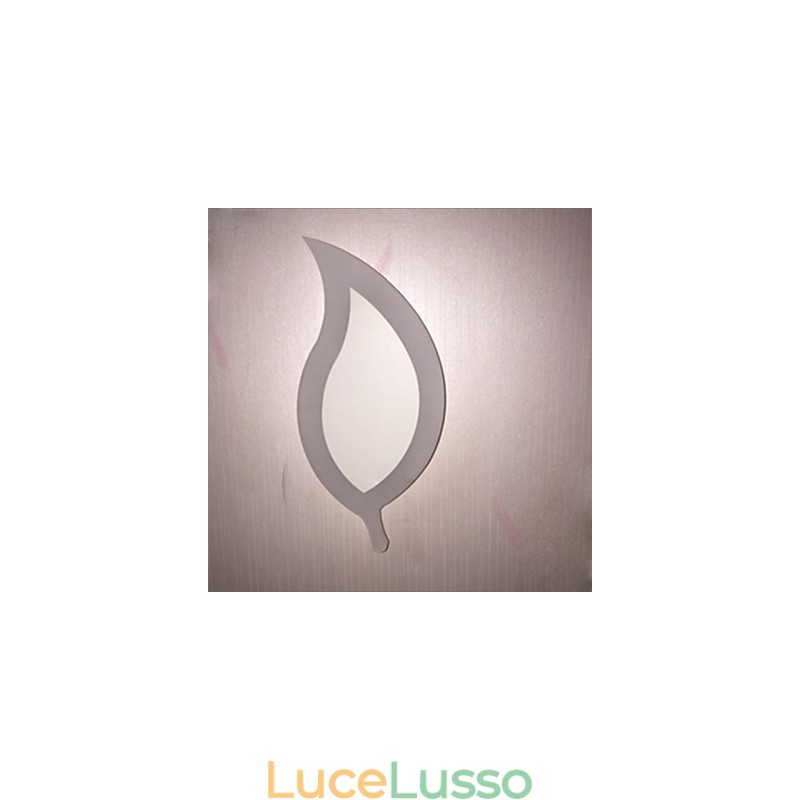 Lampada da parete moderna, creativa, semplice, in acrilico, con piccole foglie, in lega