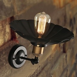 Ccreative Staircase Restaurando modi antichi Lampada da parete in ferro battuto con abito nero a testa singola