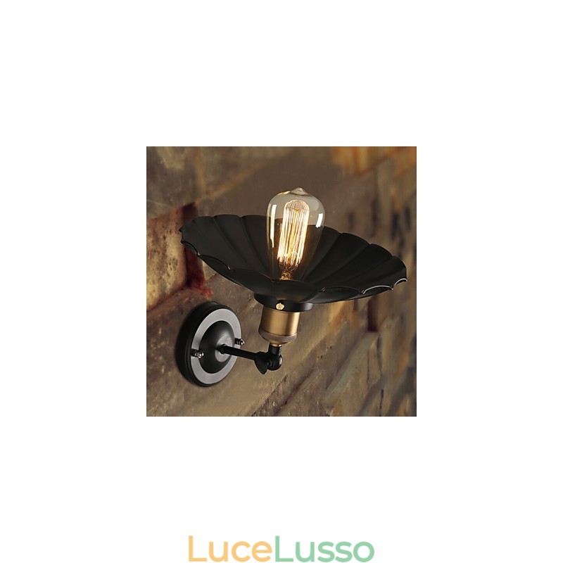 Ccreative Staircase Restaurando modi antichi Lampada da parete in ferro battuto con abito nero a testa singola