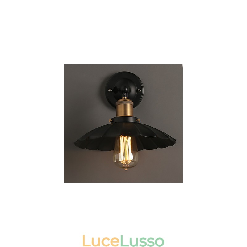 Ccreative Staircase Restaurando modi antichi Lampada da parete in ferro battuto con abito nero a testa singola