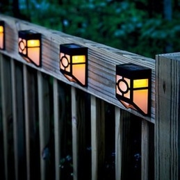 Lampada da parete con 2 lanterne a energia solare, colore giallo caldo