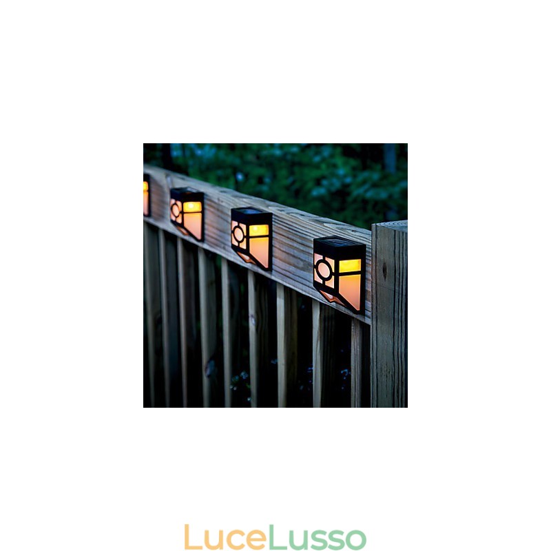 Lampada da parete con 2 lanterne a energia solare, colore giallo caldo